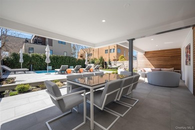 Experience unparalleled luxury in this custom modern estate - photo 40