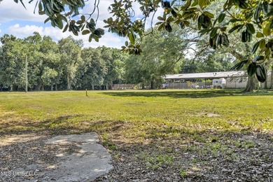 Cleared lot in the heart of Biloxi. At one time was the location - photo 14