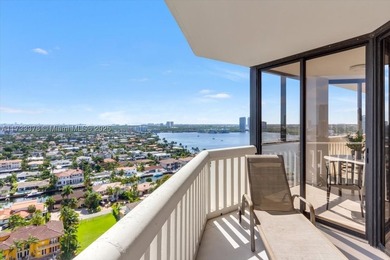 SPECTACULAR PANORAMIC VIEWS FROM THIS HIGH FLOOR FULLY RENOVATED - photo 15
