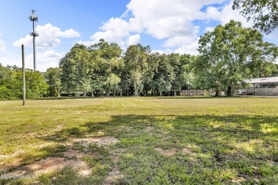 Cleared lot in the heart of Biloxi. At one time was the location - photo 17