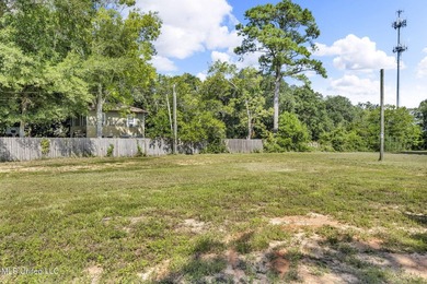 Cleared lot in the heart of Biloxi. At one time was the location - photo 18