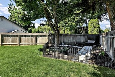 A rare opportunity to own a fully remodeled single-level home in - photo 24