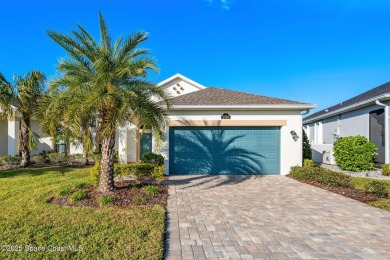 Lake Townhome/Townhouse Sale Pending in Melbourne, Florida