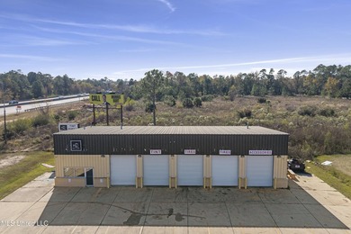 This versatile commercial investment property features multiple - photo 1