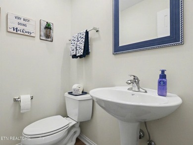 MOTIVATED SELLER! Room for everyone in a gorgeous lakefront - photo 12