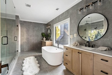Experience architectural excellence and thoughtfully designed - photo 15