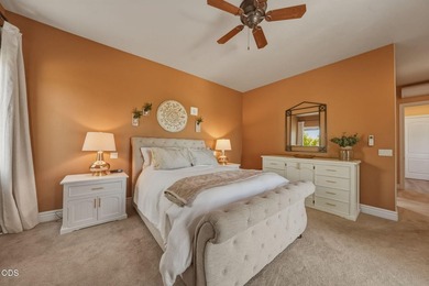 Overlooking the 13th tee in Tetherow, this exceptional home - photo 21