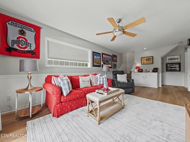 MOTIVATED SELLER! Room for everyone in a gorgeous lakefront - photo 30
