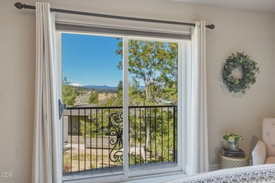 Overlooking the 13th tee in Tetherow, this exceptional home - photo 32
