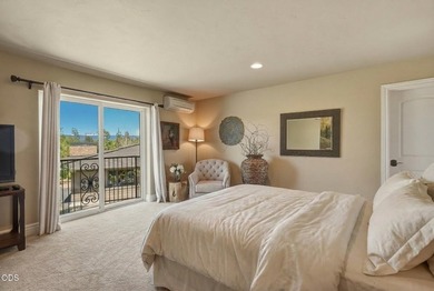 Overlooking the 13th tee in Tetherow, this exceptional home - photo 36