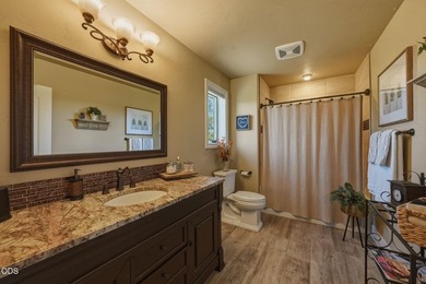 Overlooking the 13th tee in Tetherow, this exceptional home - photo 38