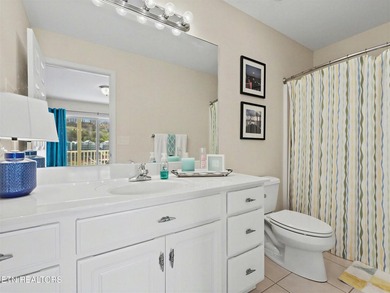 MOTIVATED SELLER! Room for everyone in a gorgeous lakefront - photo 39