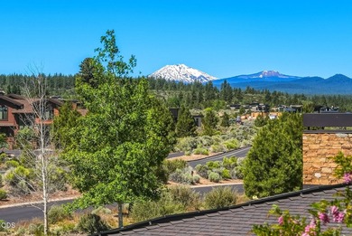 Overlooking the 13th tee in Tetherow, this exceptional home - photo 40