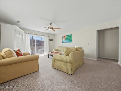 MOTIVATED SELLER! Room for everyone in a gorgeous lakefront - photo 43