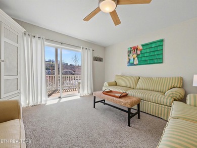 MOTIVATED SELLER! Room for everyone in a gorgeous lakefront - photo 44