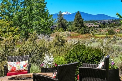 Overlooking the 13th tee in Tetherow, this exceptional home - photo 47