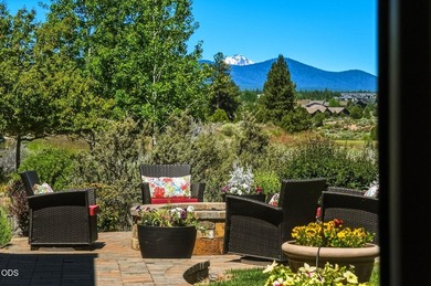 Overlooking the 13th tee in Tetherow, this exceptional home - photo 49