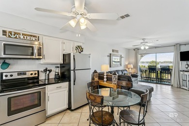 Welcome to this beautiful 2 bedroom, 2 bathroom condo in Gulf - photo 11