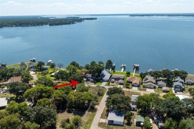 Cedar Creek Lake Home For Sale in Mabank Texas