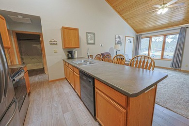 Welcome to your perfect riverside retreat on the Peshtigo River - photo 11