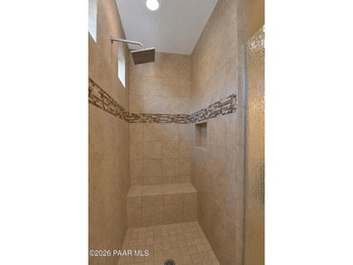 This freshly painted, immaculate home has been so well cared for - photo 20