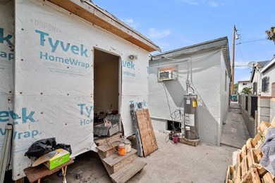 Great starter home. Single story, large backyard. Fresh interior - photo 24