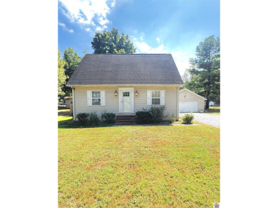 Kentucky Lake Home For Sale in Grand Rivers Kentucky