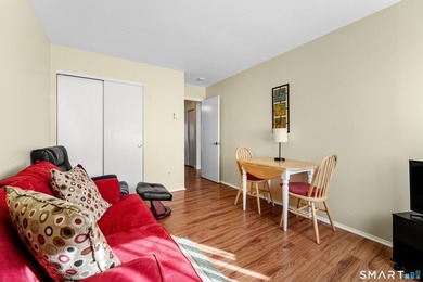 Welcome to effortless one-level living at Manor North - photo 20