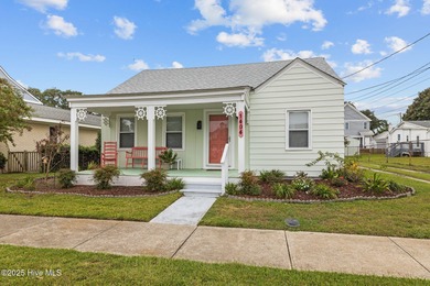 BEST PRICE EVER!!!! NOW JUST $699,500!!! RARELY AVAILABLE!! Cute - photo 3