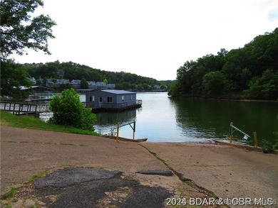 Three Camelot Building Lots on 1 Acre. Perfect for your special - photo 14