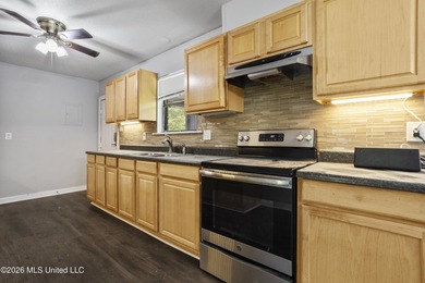 Great Brick Home with an Additional Lot! Enjoy extra space and - photo 14