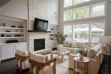 Tucked away within one of Milton's most prestigious gated - photo 15