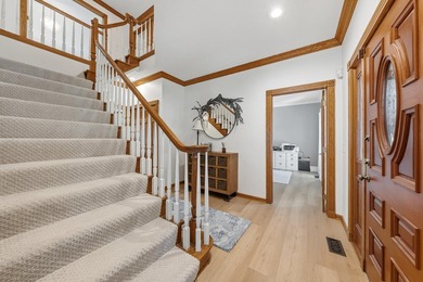 Welcome to luxury living in one of the area's most esteemed golf - photo 8