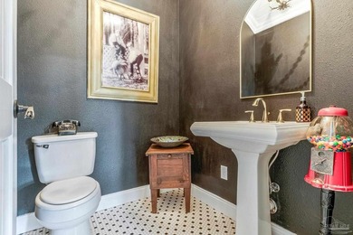 Welcome to your own private retreat, where luxury craftsmanship - photo 33