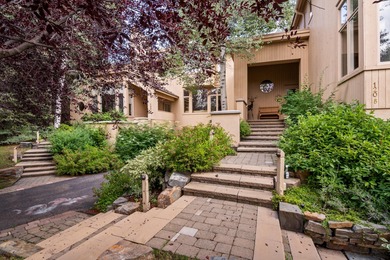 (private lake, pond, creek) Townhome/Townhouse For Sale in Ketchum Idaho