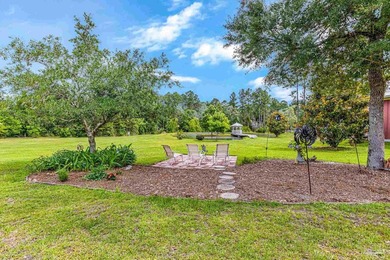 Welcome to your own private retreat, where luxury craftsmanship - photo 44