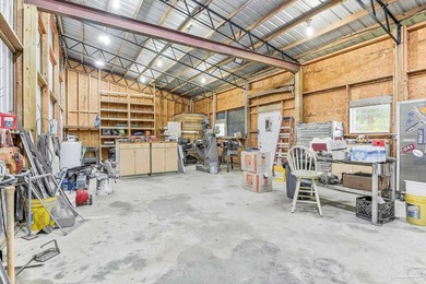 Welcome to your own private retreat, where luxury craftsmanship - photo 49