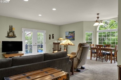 Tucked away & private on a wooded knoll in Heceta South, this - photo 10