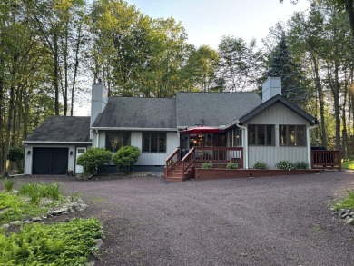 Lake Home For Sale in Pocono Pines, Pennsylvania