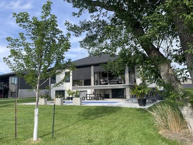 Custom built ranch, total of 3710 sq ft. 1920 sq ft main floor - photo 5
