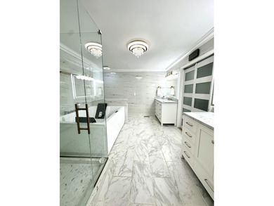 Welcome to your perfect escape! Nestled on 7.56 private acres - photo 15