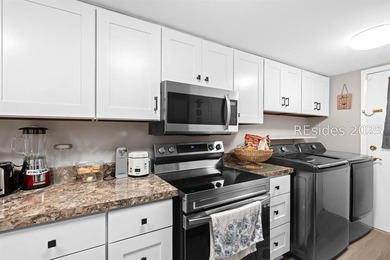 Amazing opportunity to live in the waterfront community of Marsh - photo 11
