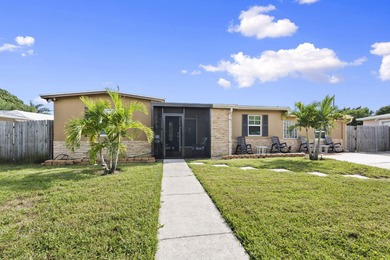 St. Lucie River Home For Sale in Port Saint Lucie Florida