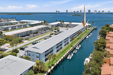 Bring your Boat!!! Docks available!! Waterfront 2-bedroom - photo 1