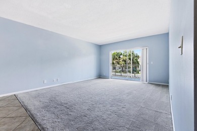 Bring your Boat!!! Docks available!! Waterfront 2-bedroom - photo 4