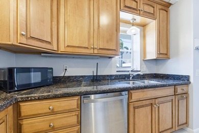 Bring your Boat!!! Docks available!! Waterfront 2-bedroom - photo 8