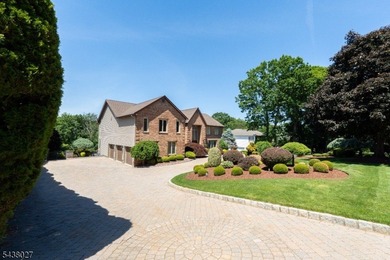 Don't miss this masterfully renovated estate in the desirable - photo 4