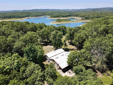 Very cool red iron shop barndominium on 3.5 ac m/l that joins - photo 37