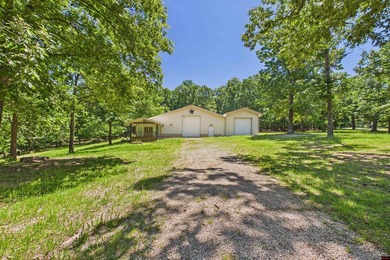 Very cool red iron shop barndominium on 3.5 ac m/l that joins - photo 38