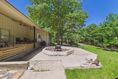 Very cool red iron shop barndominium on 3.5 ac m/l that joins - photo 44